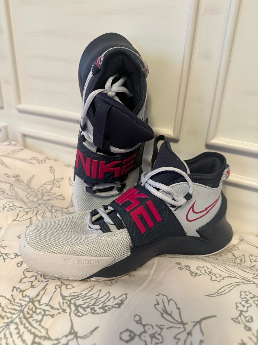 Nike Kids' Future Court Basketball Shoes